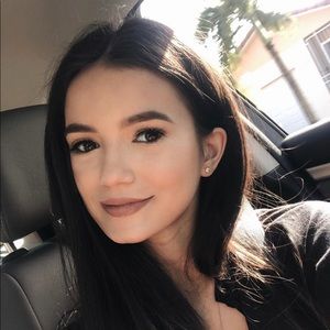 Meet your Posher, Nikky